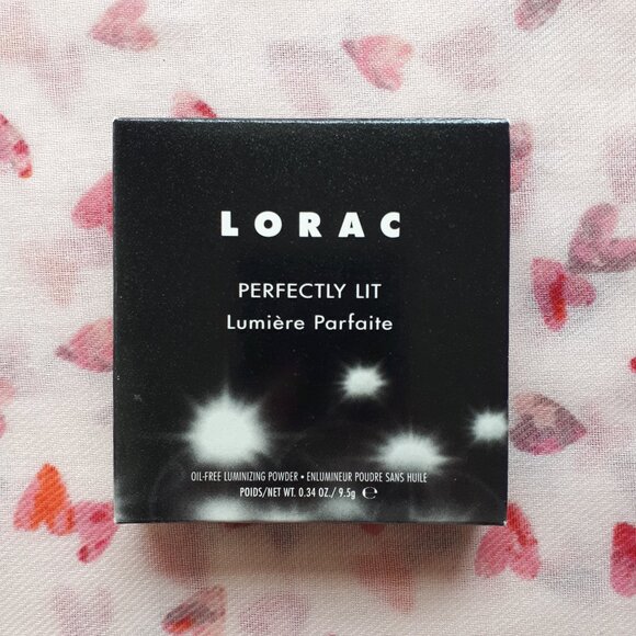 LORAC: Perfectly Lit Oil Free Luminizing Powder in Spolight - Picture 3 of 11